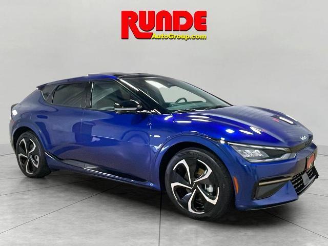 Photo of 2022 Blue Kia EV6