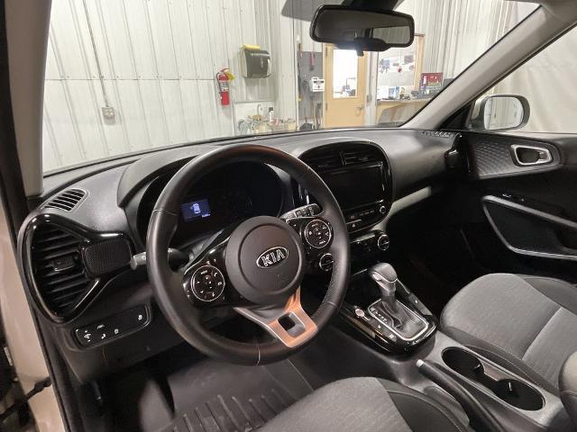 Photo of 2020 Gold Kia Soul