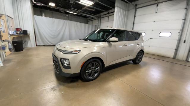 Photo of 2020 Gold Kia Soul