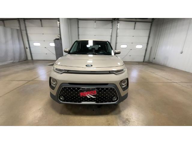 Photo of 2020 Gold Kia Soul