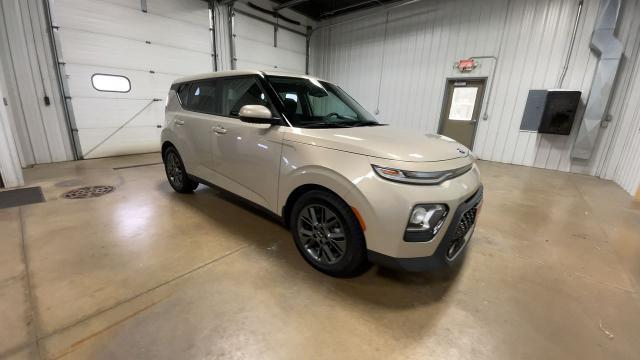 Photo of 2020 Gold Kia Soul