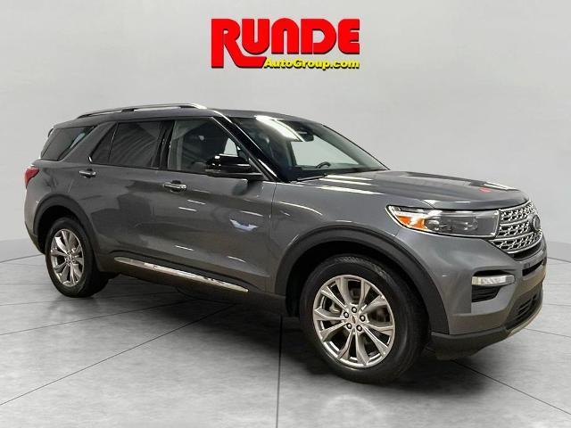 Photo of 2023 Gray Ford Explorer
