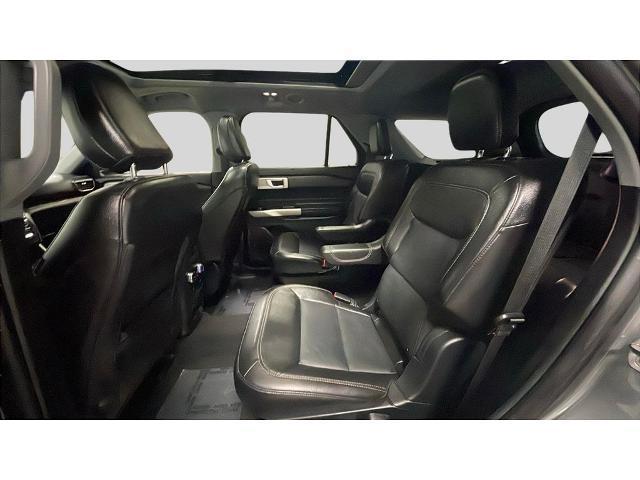 Photo of 2023 Gray Ford Explorer