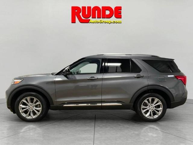 Photo of 2023 Gray Ford Explorer