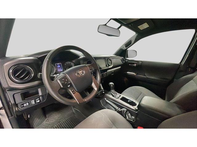 Photo of 2017 Silver Toyota Tacoma