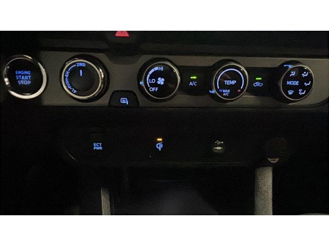 Photo of 2017 Silver Toyota Tacoma
