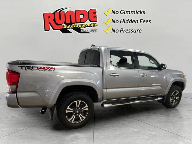 Photo of 2017 Silver Toyota Tacoma