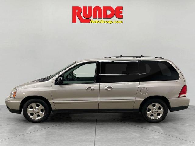 Photo of 2004 Gray Ford Freestar