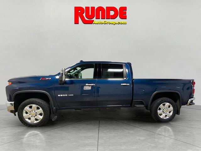 Photo of 2022 Blue Chevrolet Silverado 2500