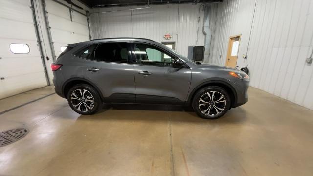 Photo of 2021 Gray Ford Escape