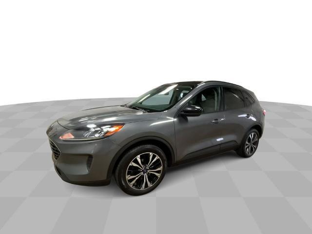 Photo of 2021 Gray Ford Escape