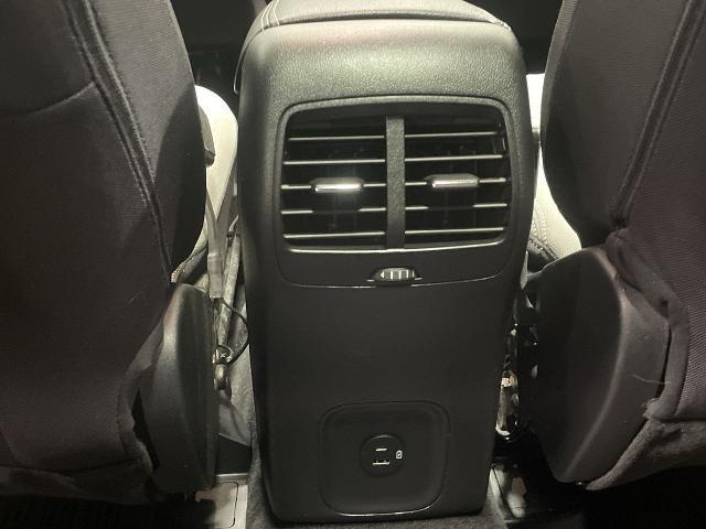 Photo of 2021 Gray Ford Escape