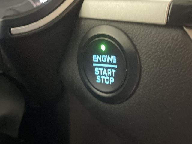 Photo of 2021 Gray Ford Escape
