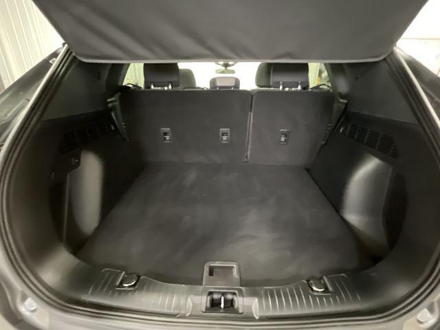 Photo of 2021 Gray Ford Escape