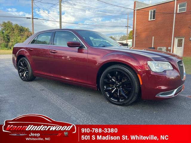 2019 Chrysler 300