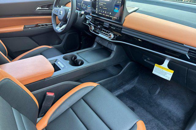 Photo of 2025 Gray Honda Prologue