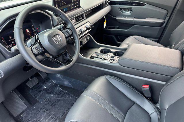 Photo of 2026 Platinum White Pearl Honda Passport