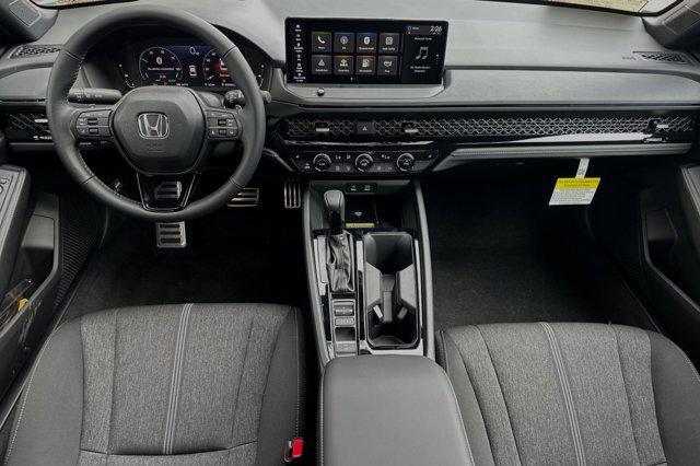 Photo of 2025 Solar Silver Metallic Honda Accord Hybrid
