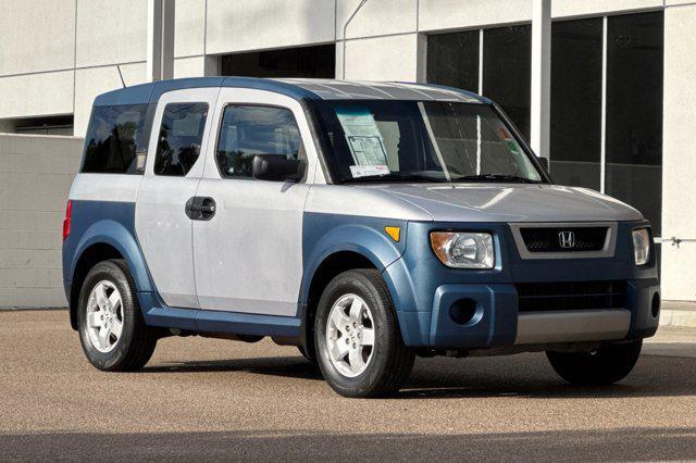 Photo of 2005 Fiji Blue Pearl Honda Element