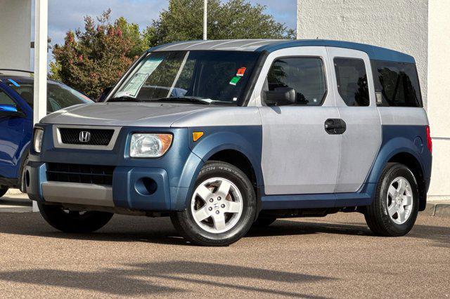 Photo of 2005 Fiji Blue Pearl Honda Element
