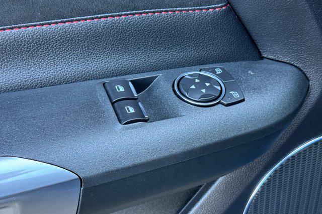 Photo of 2022 Blue Ford Mustang
