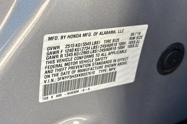 Photo of 2019 Lunar Silver Metallic Honda Pilot