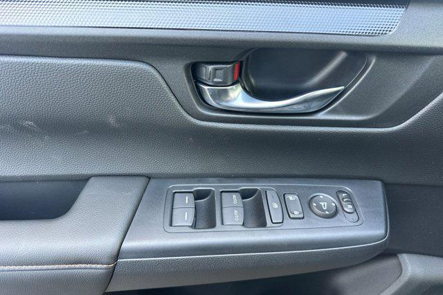 Photo of 2026 Platinum White Pearl Honda CR-V Hybrid