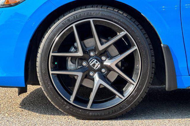 Photo of 2022 Boost Blue Pearl Honda Civic