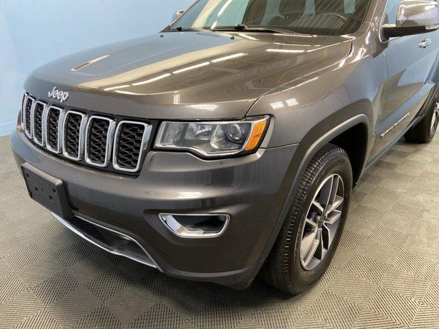 Photo of 2021 Granite Crystal Clearcoat Metallic Jeep Grand Cherokee
