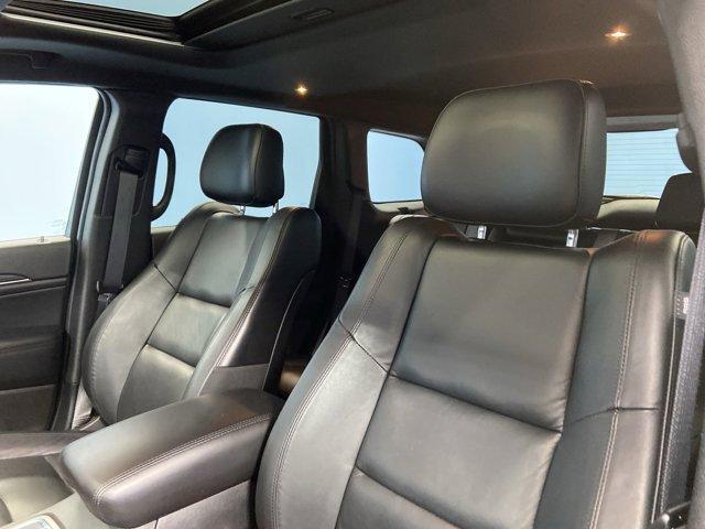 Photo of 2021 Granite Crystal Clearcoat Metallic Jeep Grand Cherokee