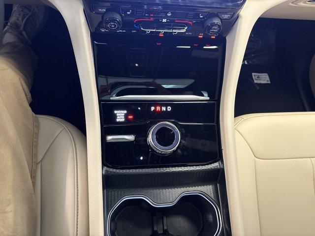 Photo of 2025 Bright White Clearcoat Jeep Grand Cherokee L