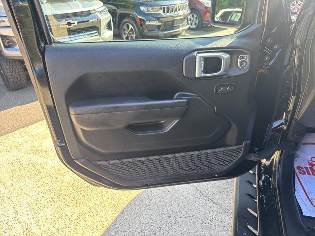 Photo of 2022 Black Clearcoat Jeep Wrangler Unlimited 4xe
