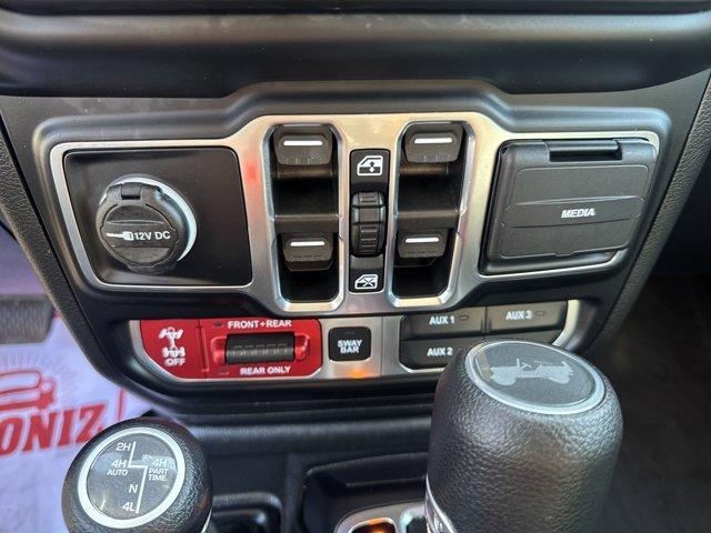 Photo of 2022 Black Clearcoat Jeep Wrangler Unlimited 4xe