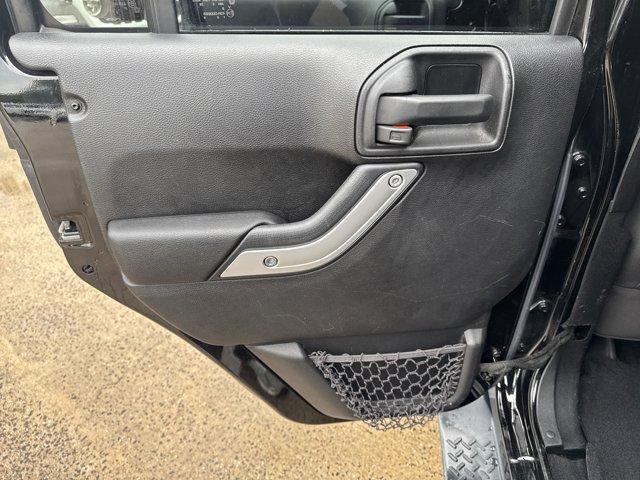 Photo of 2016 Black Clearcoat Jeep Wrangler Unlimited
