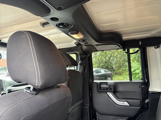 Photo of 2016 Black Clearcoat Jeep Wrangler Unlimited