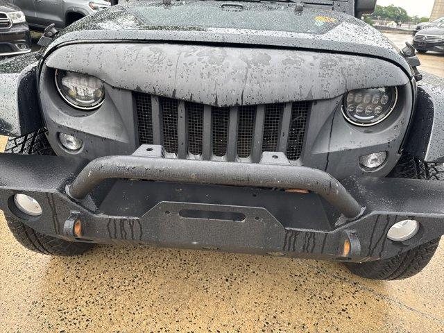 Photo of 2016 Black Clearcoat Jeep Wrangler Unlimited
