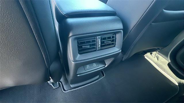 Photo of 2026 Platinum White Pearl Honda CR-V Hybrid