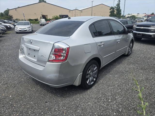 Photo of 2007 Gray Nissan Sentra