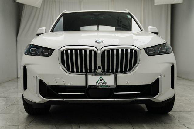 Photo of 2025 White BMW X5
