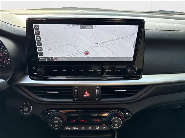Photo of 2023 Snow White Pearl Kia Forte