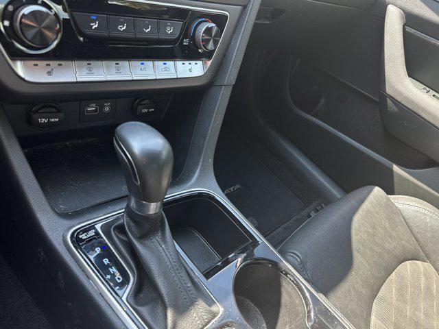 Photo of 2018 Phantom Black Hyundai SONATA