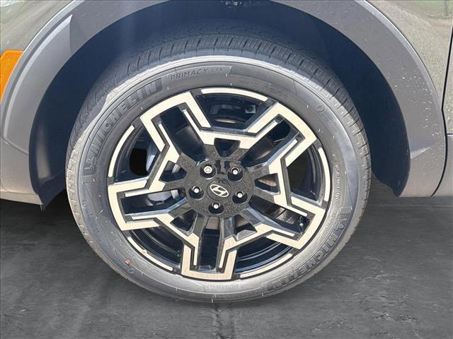 Photo of 2025 Rockwood Green Hyundai SANTA CRUZ
