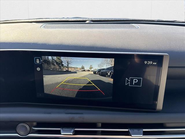 Photo of 2025 Phantom Black Hyundai SANTA CRUZ