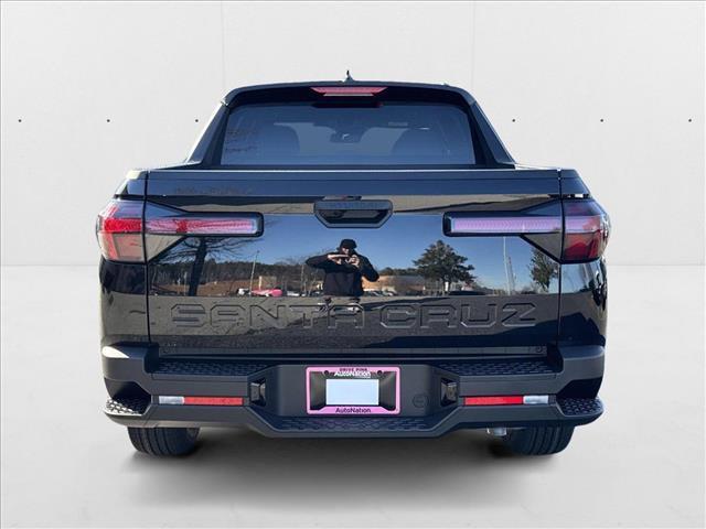 Photo of 2025 Phantom Black Hyundai SANTA CRUZ