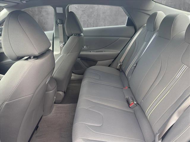Photo of 2025 Amazon Gray Hyundai ELANTRA