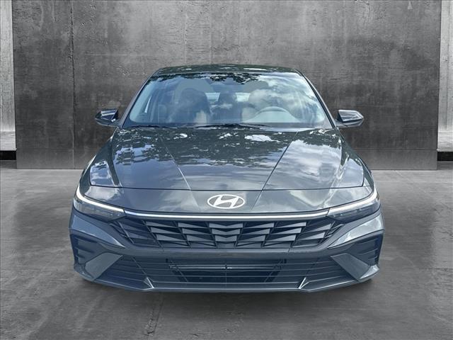 Photo of 2025 Amazon Gray Hyundai ELANTRA