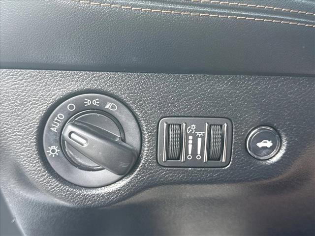 Photo of 2020 White Knuckle Clearcoat Dodge Challenger