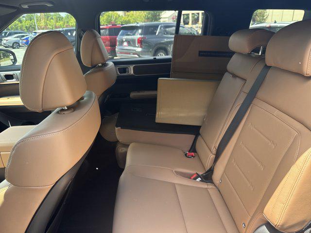 Photo of 2025 Ecotronic Gray Hyundai SANTA FE