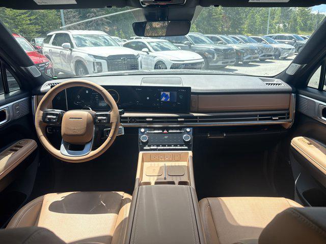 Photo of 2025 Ecotronic Gray Hyundai SANTA FE