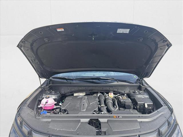 Photo of 2025 Phantom Black Hyundai SANTA CRUZ